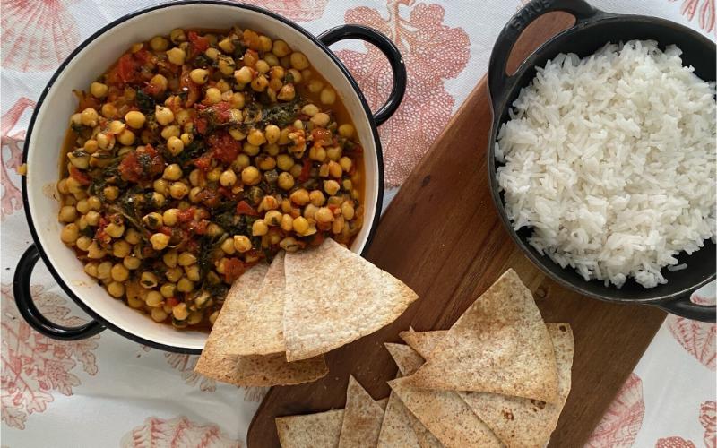 Vegan chickpea and spinach curry