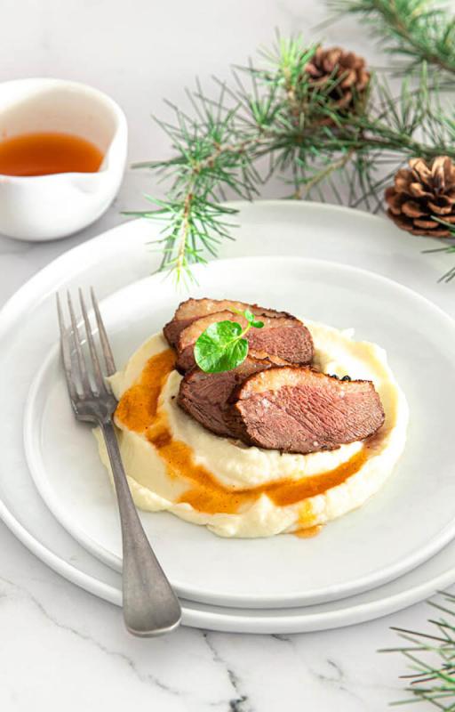 Duck breast in an exotic mango sauce Served with cauliflower puree  