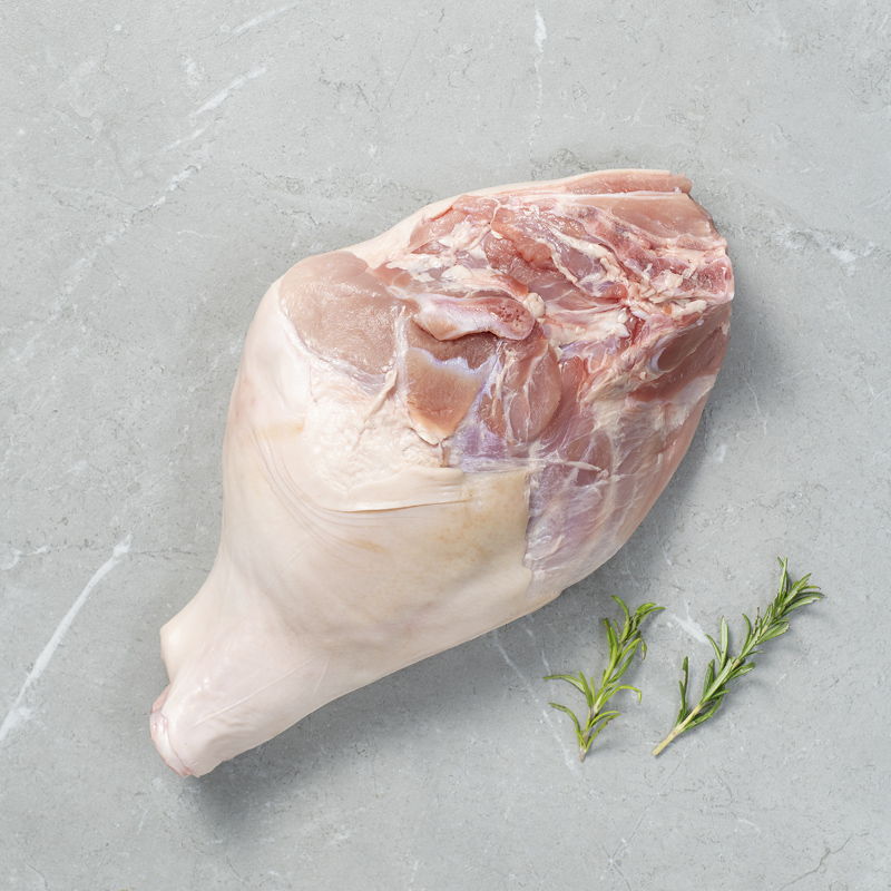 Suckling pig Leg 2700g Suckling pig Leg 2700g